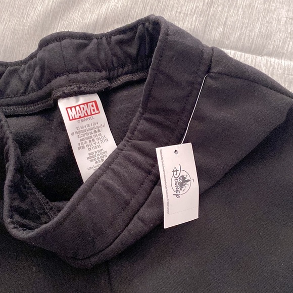 Disney Marvel Avengers boy’s jogger sweatpants size 4 NEW - Picture 2 of 3